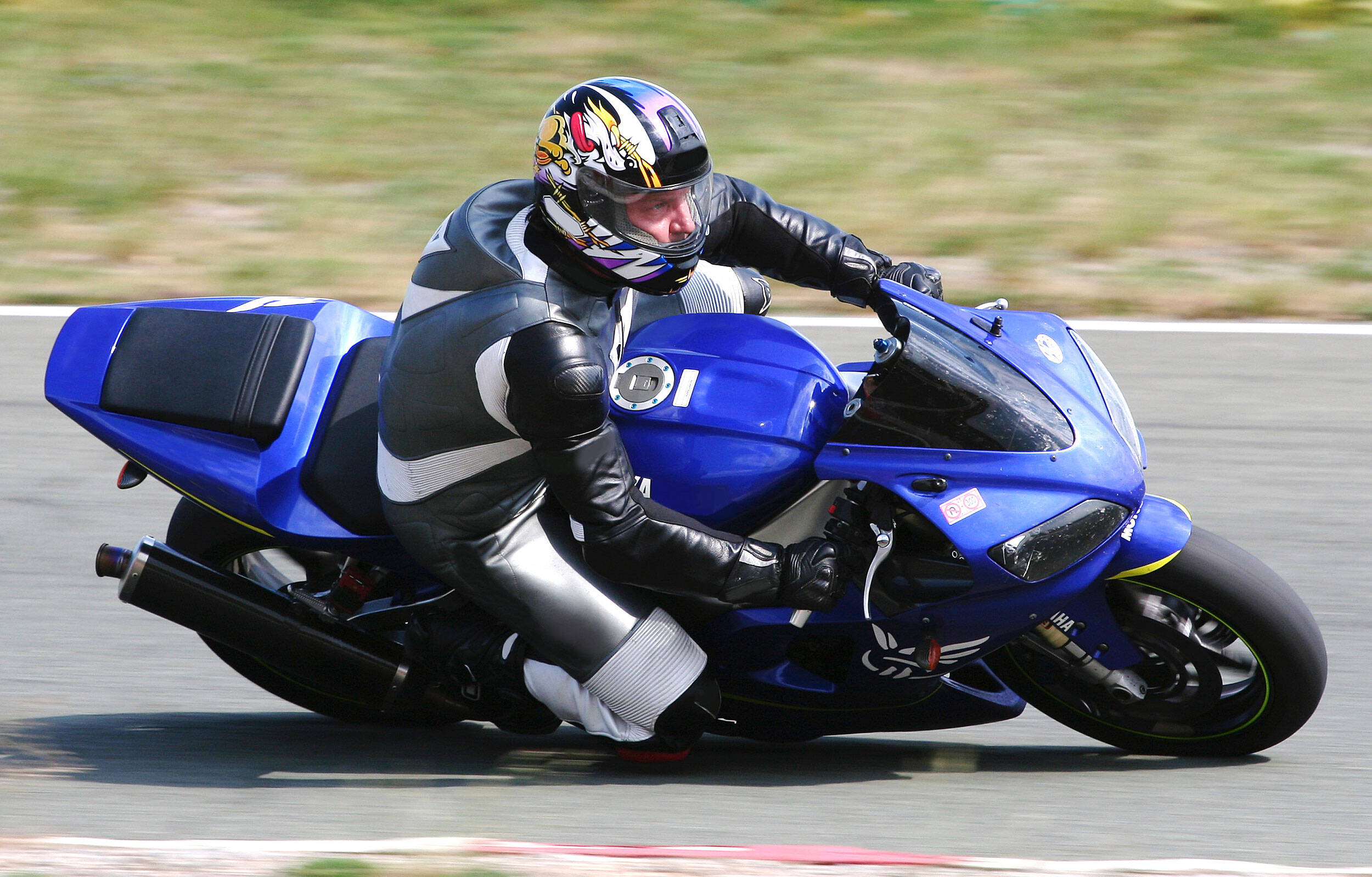 Kurvige Fahrbahnen in Niederbayern reizen Biker-Fans.