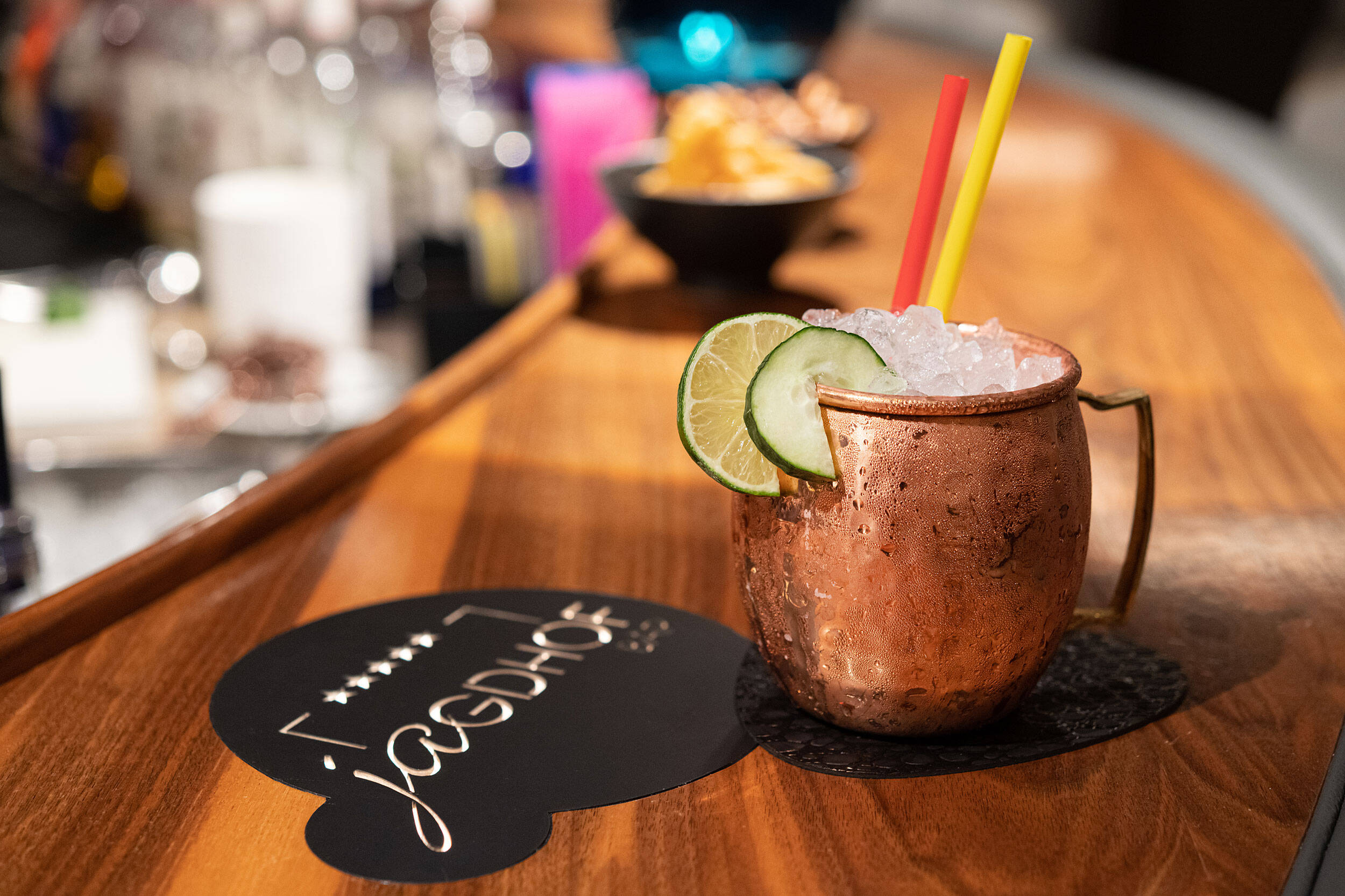 An der Hotelbar einen Munich Mule genießen.